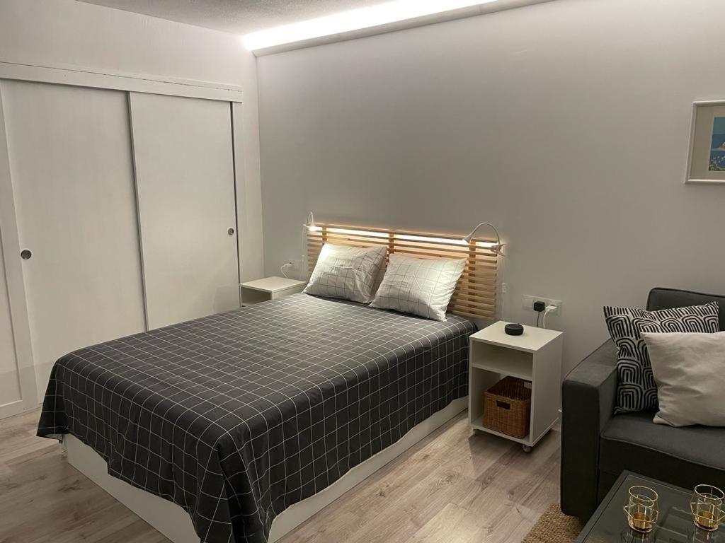 Apartamento C Y L Torremolinos Exterior photo