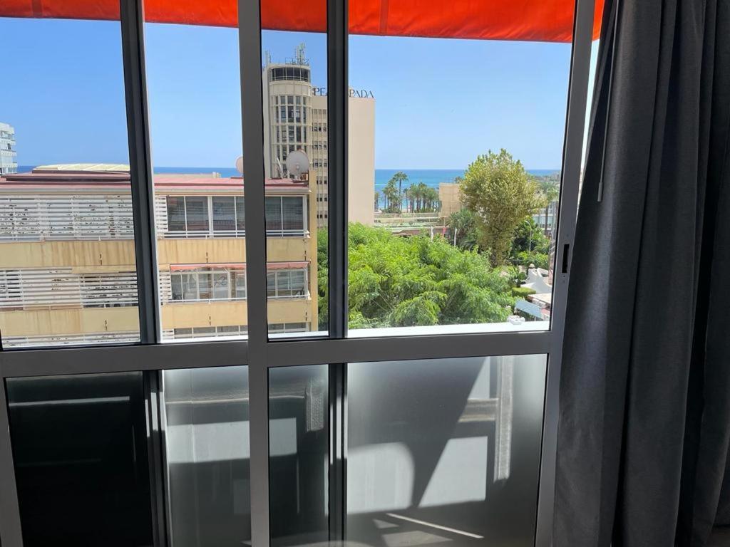 Apartamento C Y L Torremolinos Exterior photo